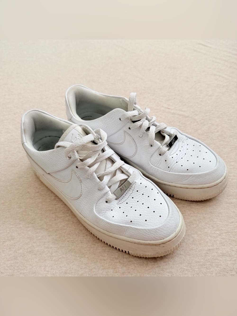 Nike Air Force 1 white